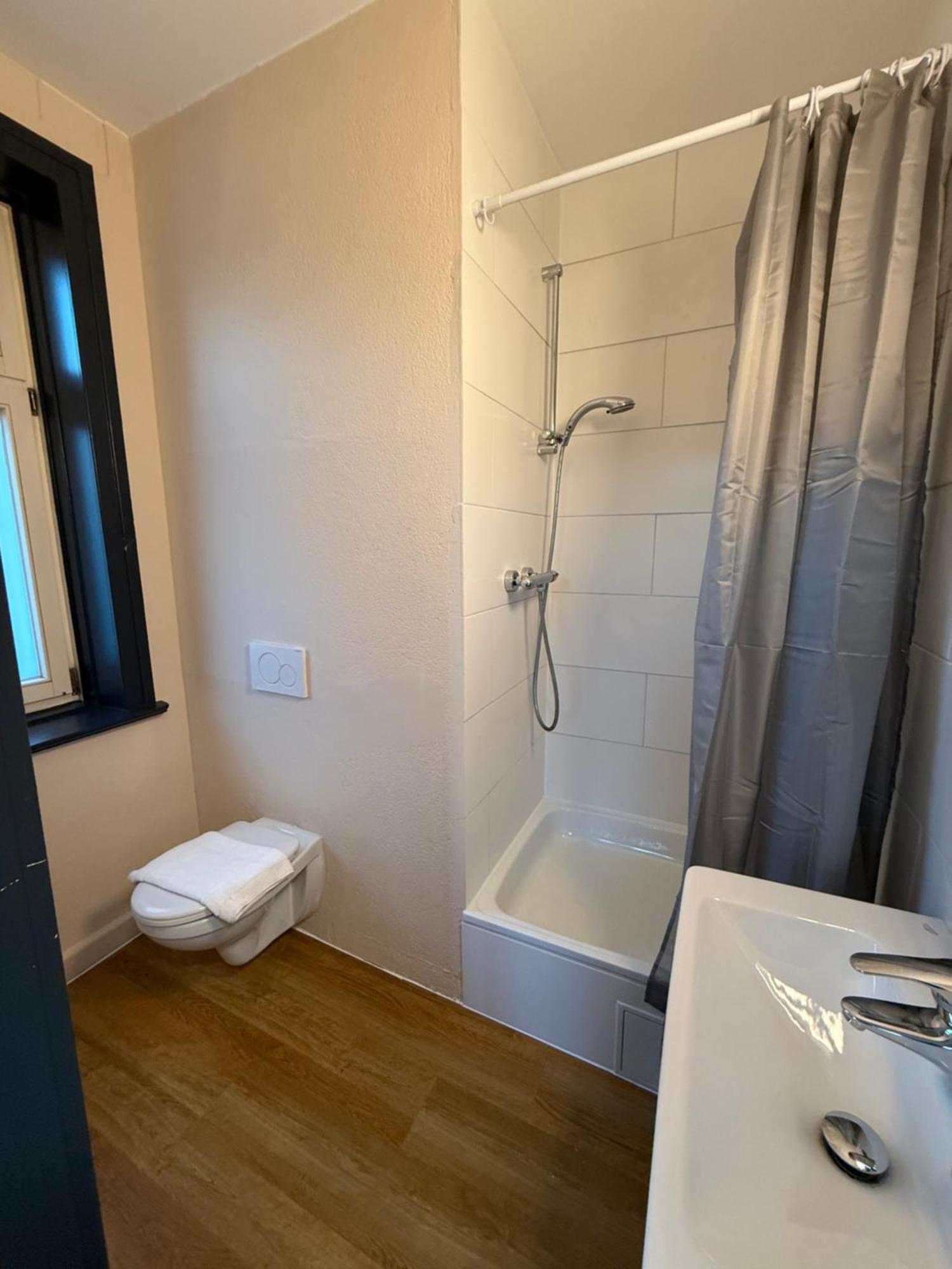 Crown Living Villa Blumenau Studios, Smarttv, Parkplatz 卢斯特瑙 外观 照片